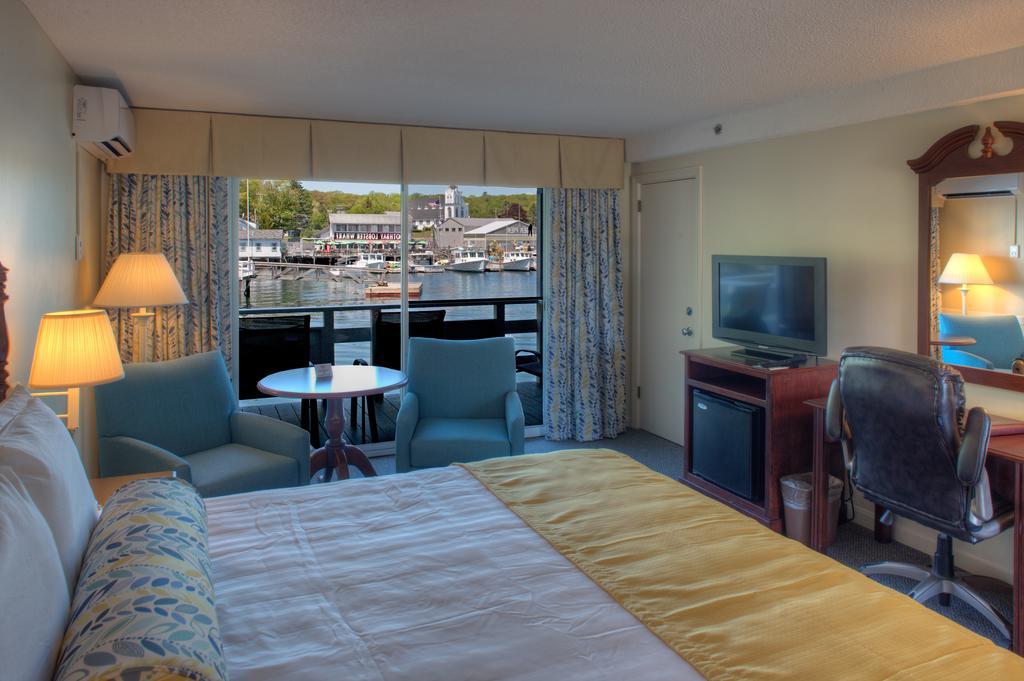 Browns Wharf Inn Boothbay Harbor Exterior photo
